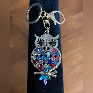 Pocketbook Charm Or Keychain. Multi colored Owl With Gold Tone Hardware. NWT